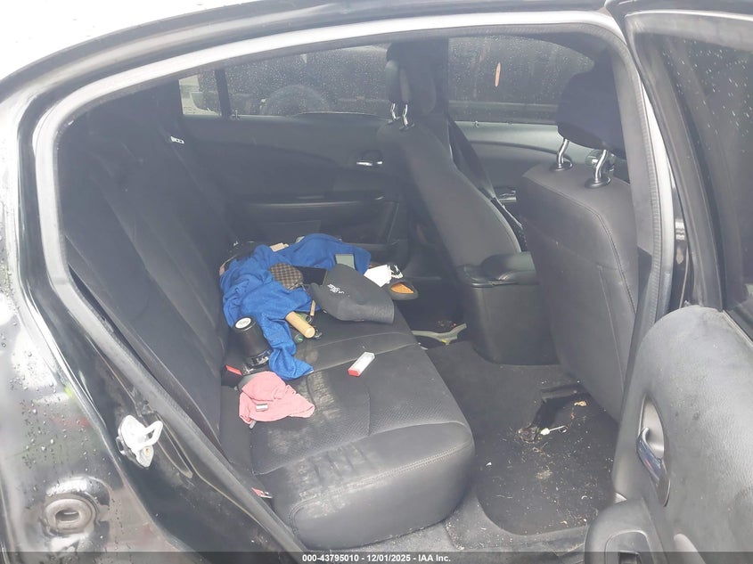 2013 Chrysler 200 Touring VIN: 1C3CCBBB4DN744499 Lot: 43795010