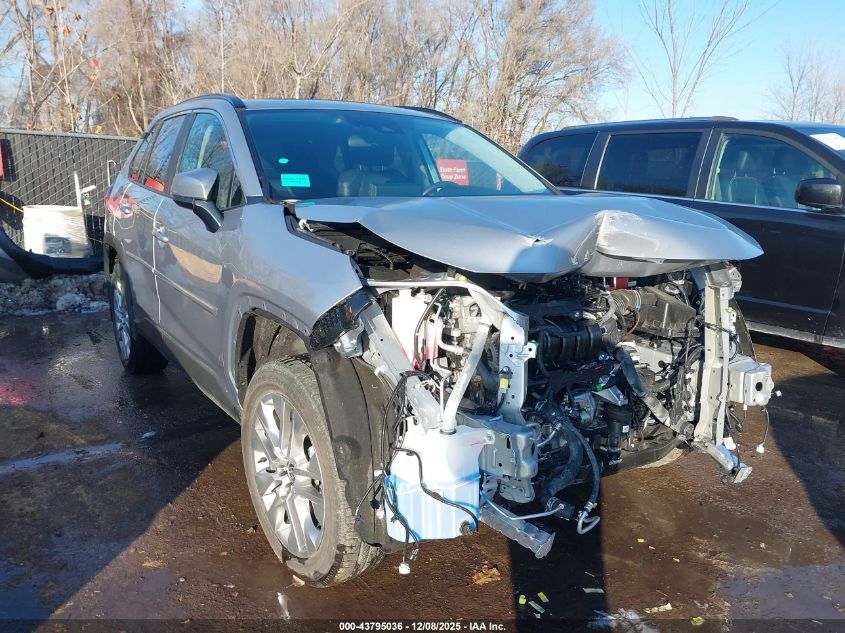 TOYOTA RAV4 XLE PREMIUM