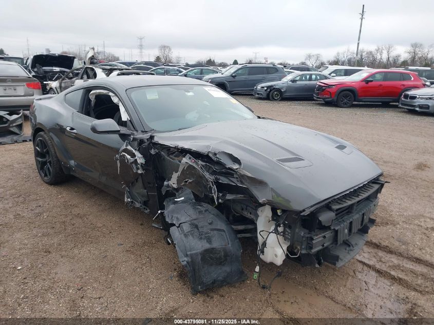 FORD MUSTANG GT