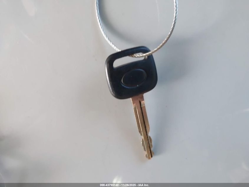 2001 Toyota Camry Le VIN: 4T1BG22K81U843397 Lot: 43795148