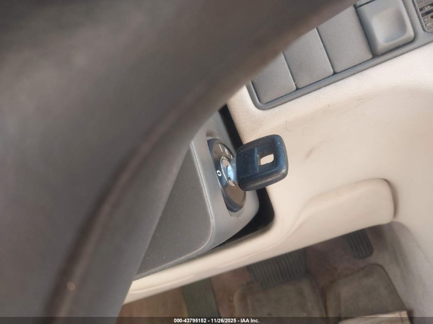 1998 Volvo V70 VIN: YV1LW5575W2455061 Lot: 43795152