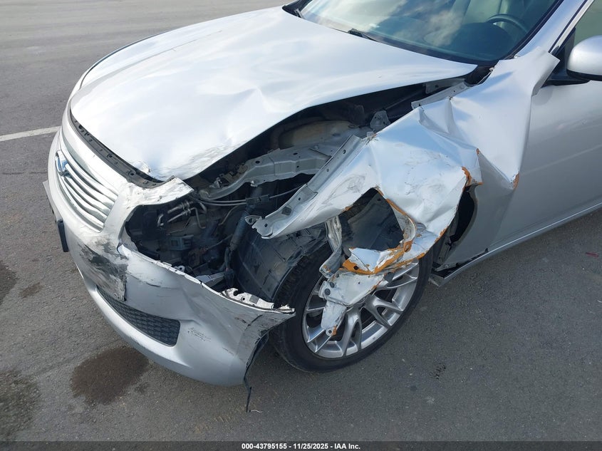 2007 Infiniti G35 Journey VIN: JNKBV61E17M717404 Lot: 43795155