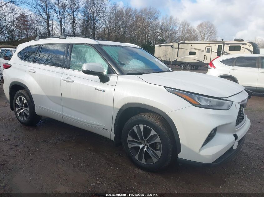 TOYOTA HIGHLANDER HYBRID XLE