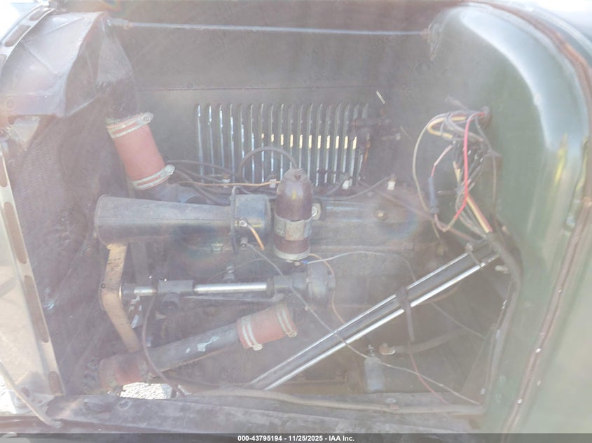 1930 Ford Model T VIN: 4605975 Lot: 43795194