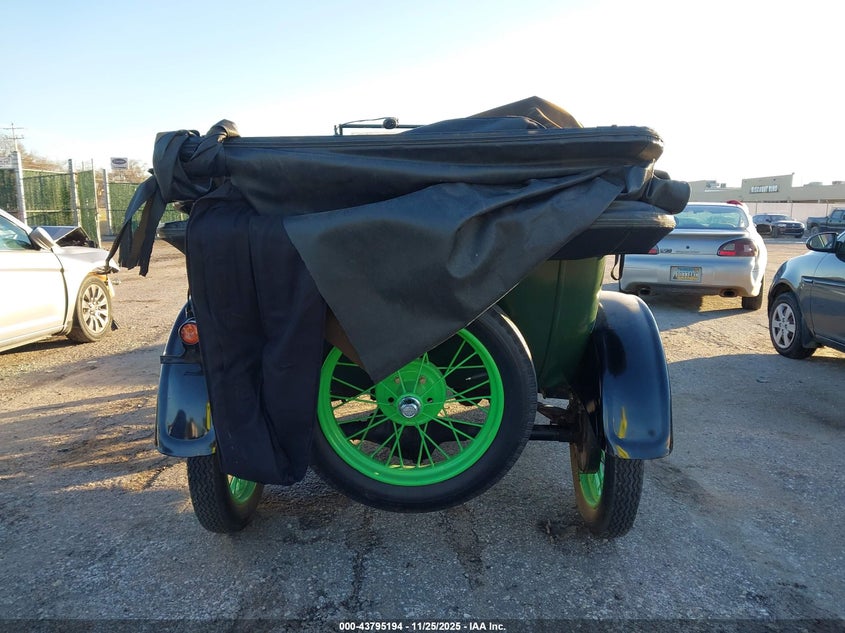 1930 Ford Model T VIN: 4605975 Lot: 43795194