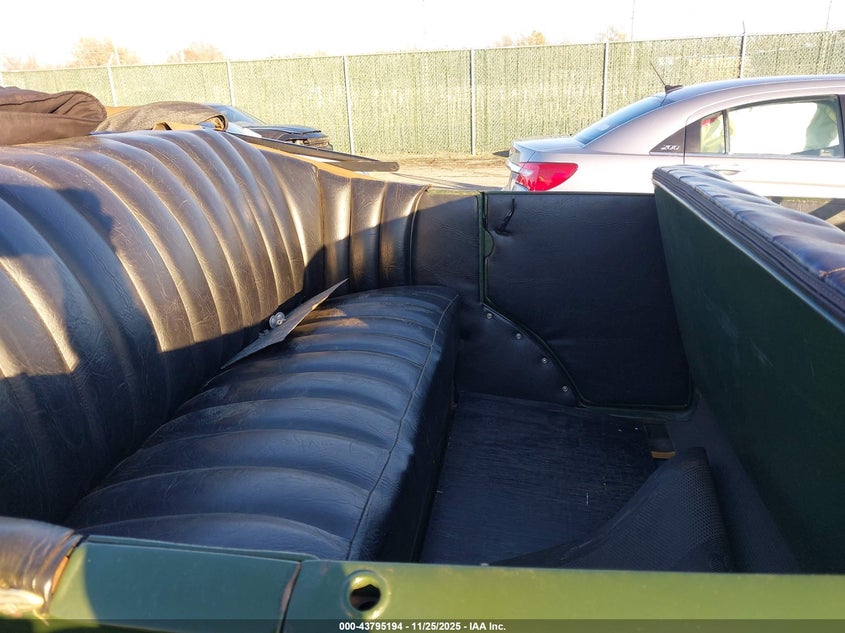 1930 Ford Model T VIN: 4605975 Lot: 43795194