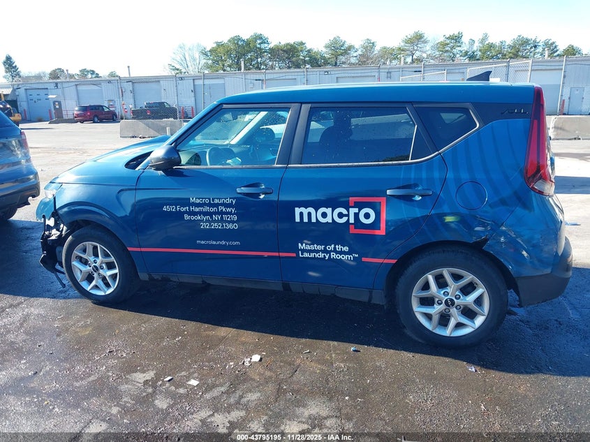 2022 Kia Soul Lx VIN: KNDJ23AUXN7837967 Lot: 43795195