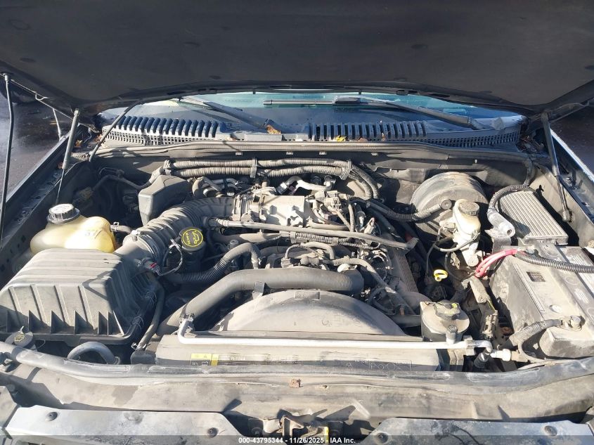 2004 Ford Explorer Nbx/Xlt VIN: 1FMZU73W94UB41860 Lot: 43795344