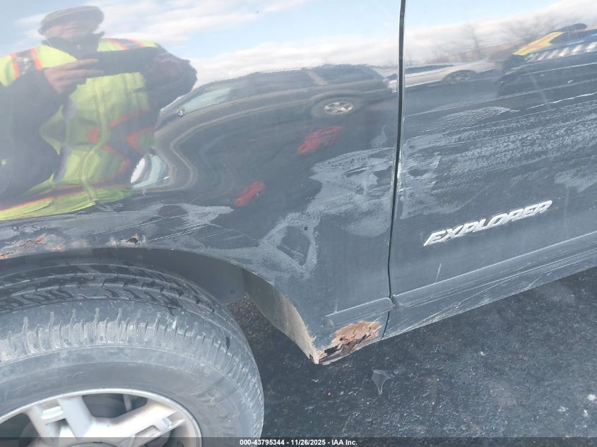 2004 Ford Explorer Nbx/Xlt VIN: 1FMZU73W94UB41860 Lot: 43795344