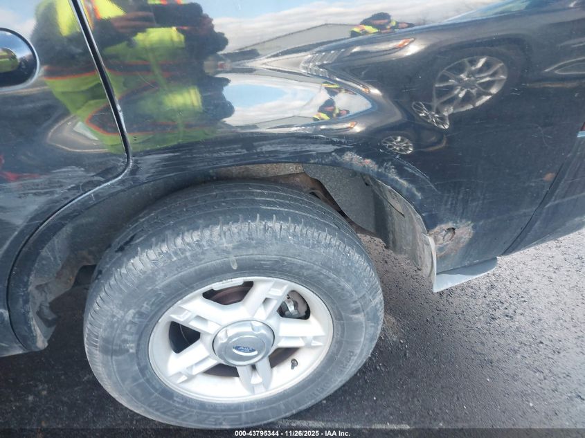 2004 Ford Explorer Nbx/Xlt VIN: 1FMZU73W94UB41860 Lot: 43795344