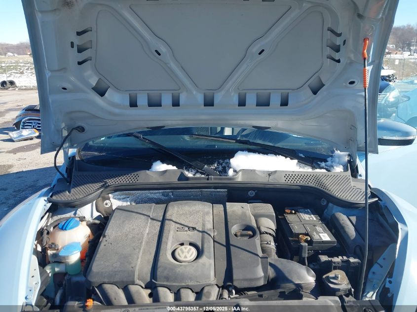 2012 Volkswagen Beetle 2.5L VIN: 3VWJP7AT1CM606522 Lot: 43795357