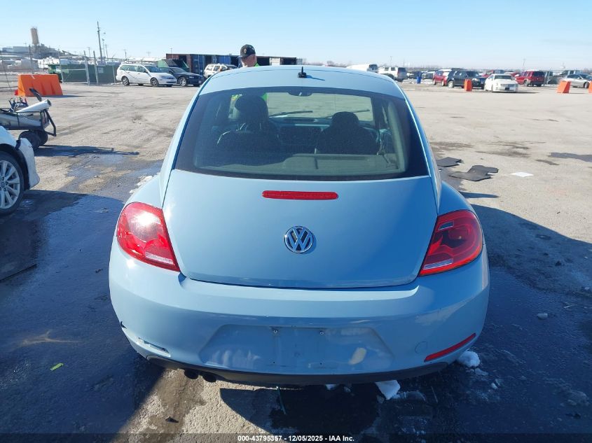 2012 Volkswagen Beetle 2.5L VIN: 3VWJP7AT1CM606522 Lot: 43795357