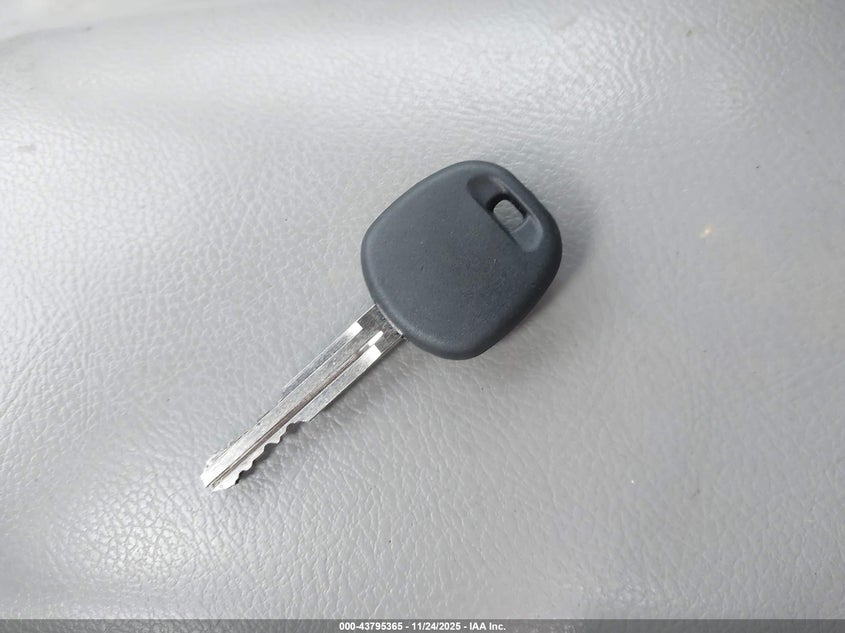 2T3BF4DV3BW139686 2011 TOYOTA RAV 4 photo no. 11
