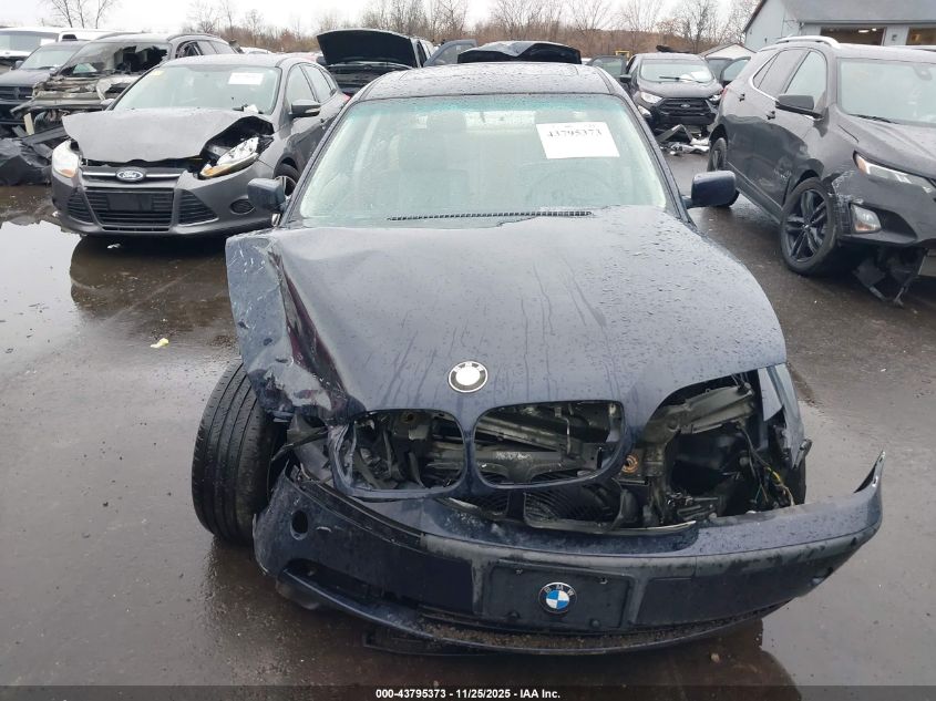 2002 BMW 325Xi VIN: WBAEU334X2PF65229 Lot: 43795373