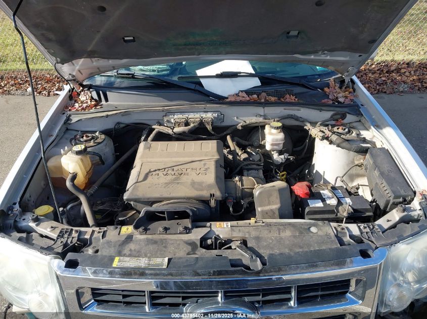 2011 Ford Escape Limited VIN: 1FMCU9EG6BKA49086 Lot: 43795402