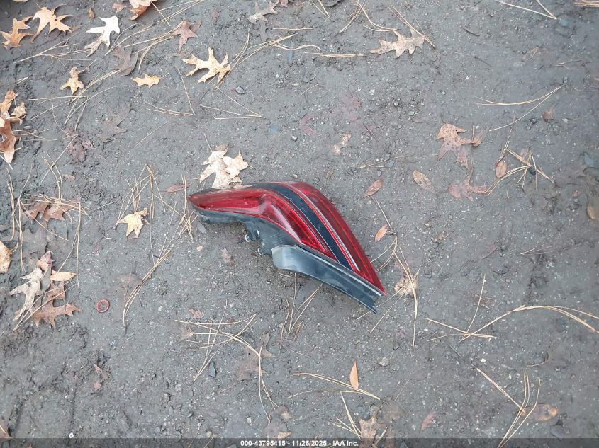 2025 Genesis G70 2.5T Awd VIN: KMTG34SCXSU149520 Lot: 43795415