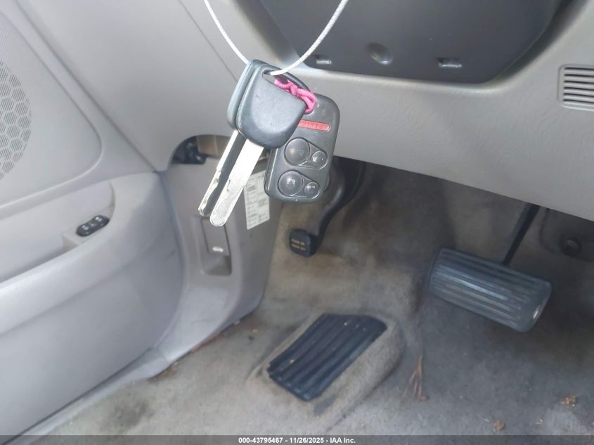 2003 Honda Odyssey Ex-L VIN: 5FNRL18923B030338 Lot: 43795467