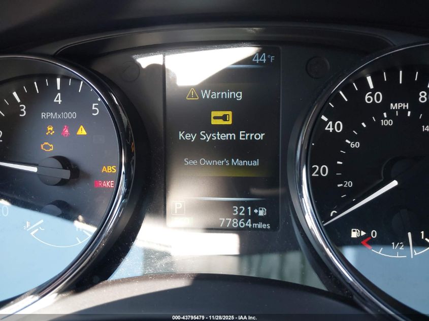 2017 Nissan Rogue Sv VIN: 5N1AT2MV2HC735825 Lot: 43795479