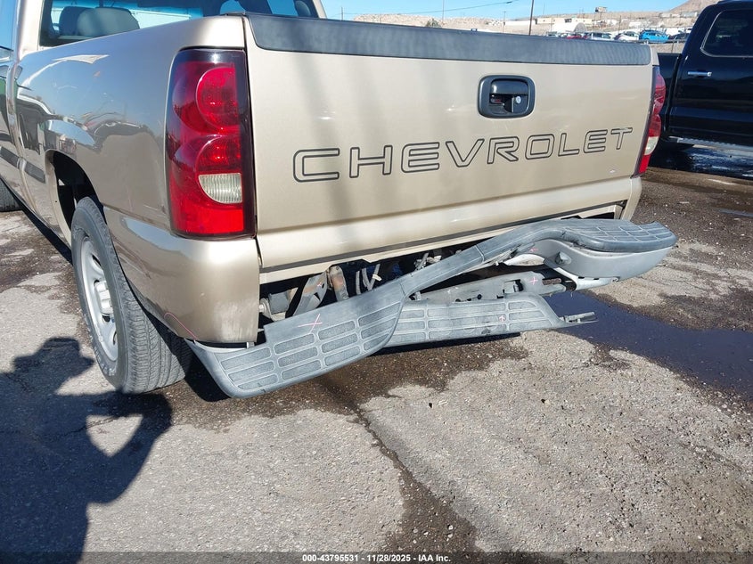 2007 Chevrolet Silverado 1500 Classic Work Truck VIN: 1GCEC19X77Z158893 Lot: 43795531