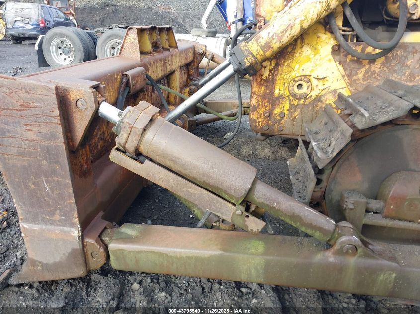 1900 International Td-15 VIN: TD15BP7432 Lot: 43795540