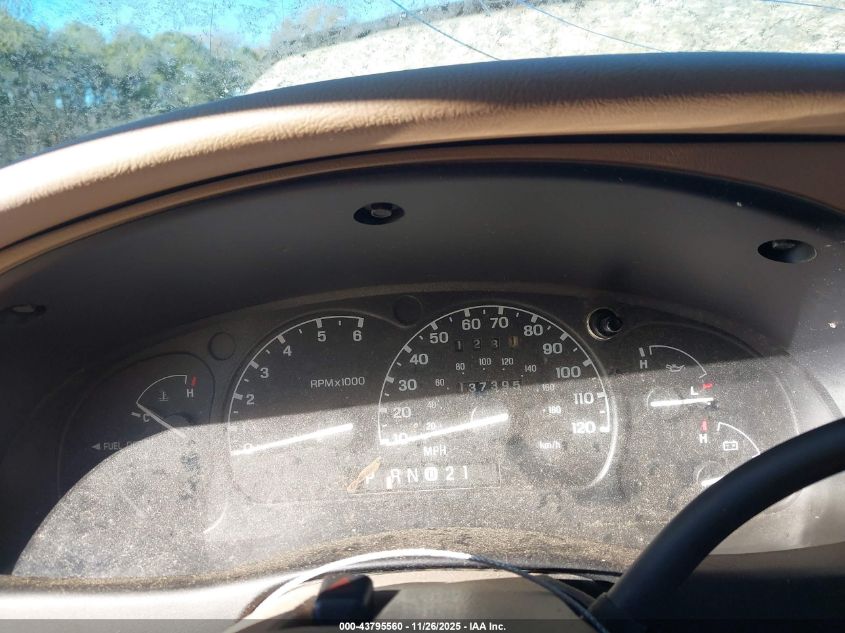 2000 Ford Explorer Limited VIN: 1FMDU85P6YZB85037 Lot: 43795560