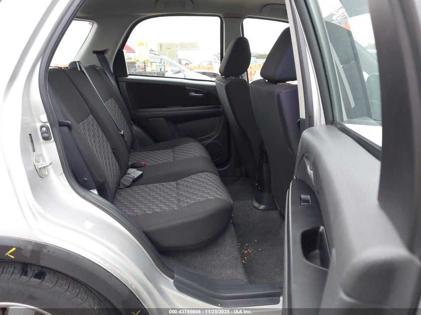 2008 Suzuki Sx4 Convenience/Touring VIN: JS2YB413485100751 Lot: 43795606