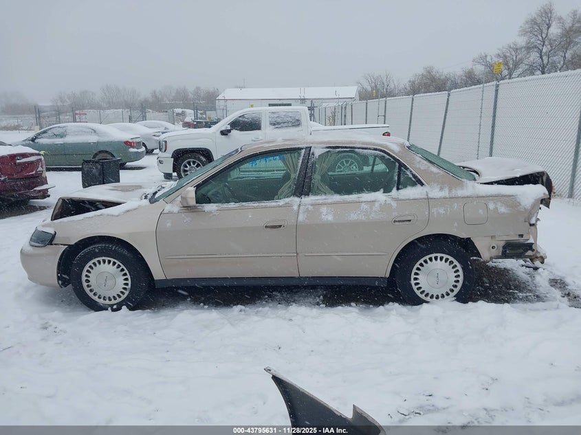 2001 Honda Accord 2.3 Lx VIN: JHMCG56431C007460 Lot: 43795631