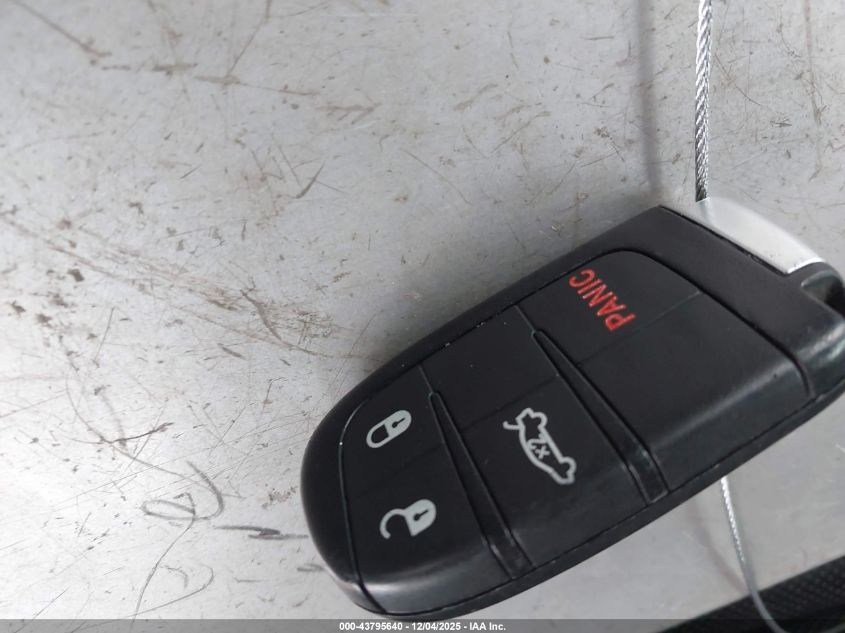 2017 Dodge Challenger Sxt Plus VIN: 2C3CDZAGXHH560573 Lot: 43795640