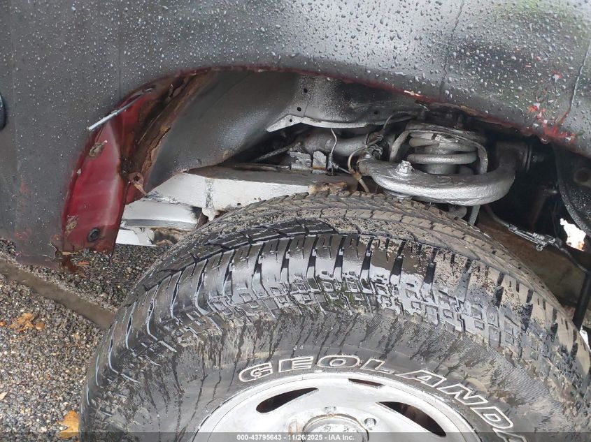 2005 Toyota Tundra Sr5 V8 VIN: 5TBBT44195S465674 Lot: 43795643