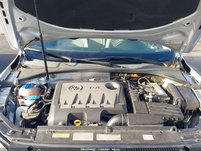 2014 Volkswagen Passat 2.0L Tdi Se VIN: 1VWBN7A33EC021858 Lot: 43795707