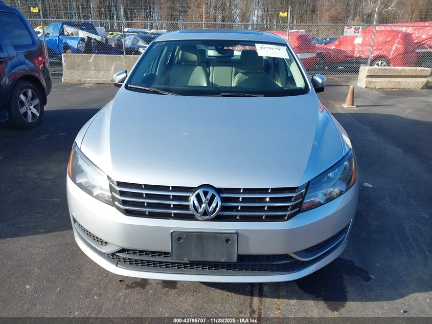 2014 Volkswagen Passat 2.0L Tdi Se VIN: 1VWBN7A33EC021858 Lot: 43795707
