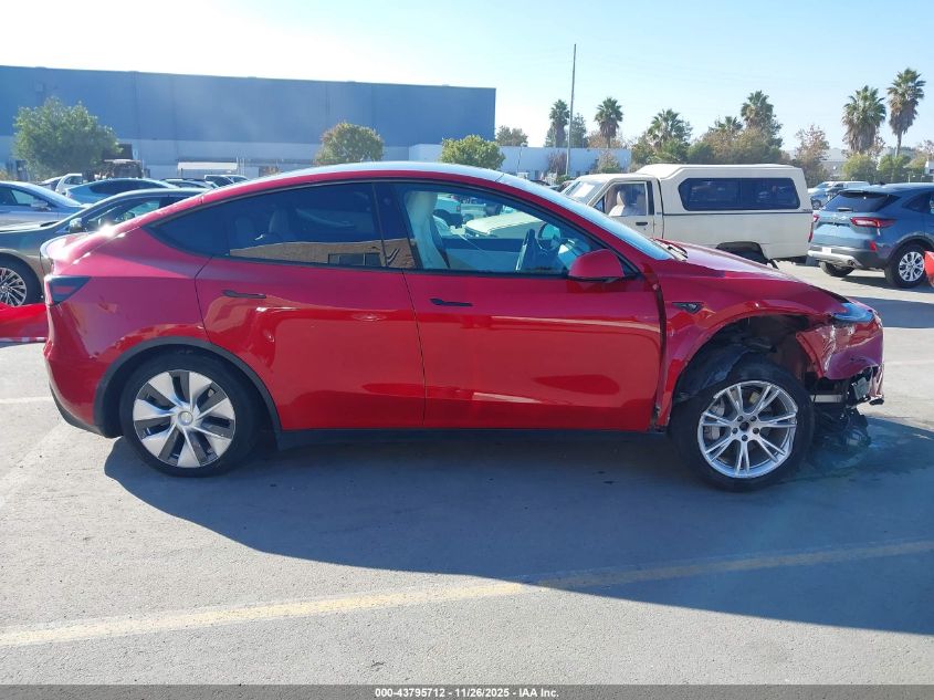 2021 Tesla Model Y Long Range Dual Motor All-Wheel Drive VIN: 5YJYGDEE9MF090010 Lot: 43795712