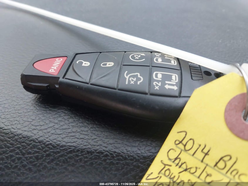 2014 Chrysler Town & Country Touring-L VIN: 2C4RC1CG8ER133065 Lot: 43795728