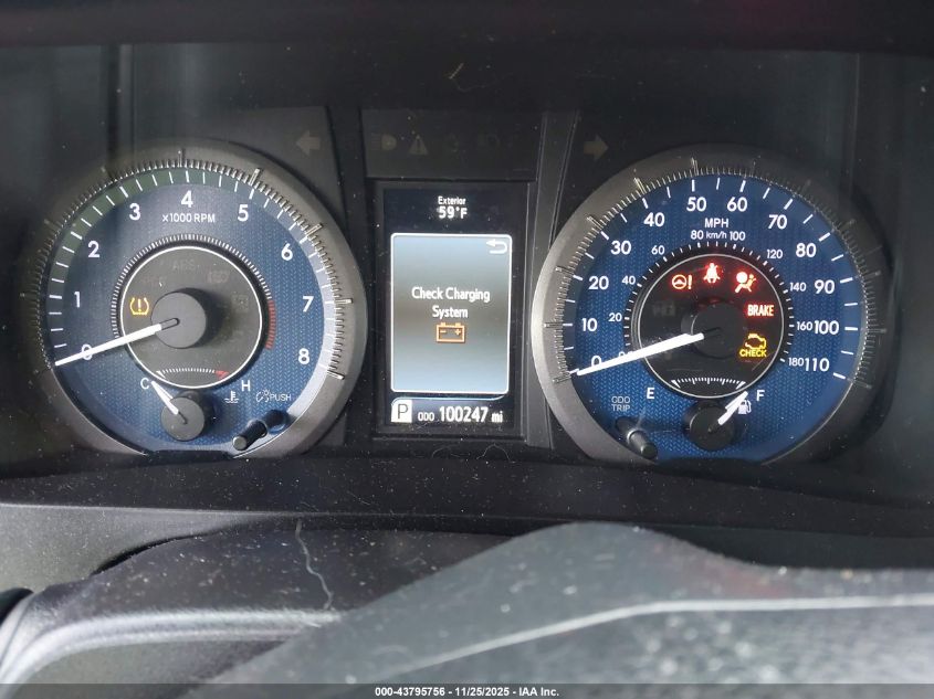 2017 Toyota Sienna Xle 8 Passenger VIN: 5TDYZ3DCXHS767751 Lot: 43795756