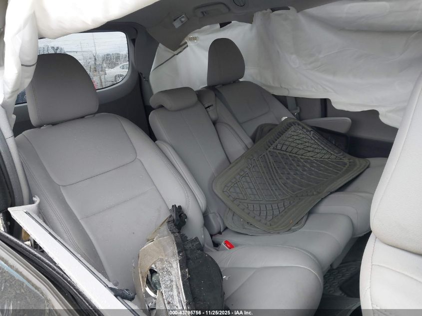 2017 Toyota Sienna Xle 8 Passenger VIN: 5TDYZ3DCXHS767751 Lot: 43795756