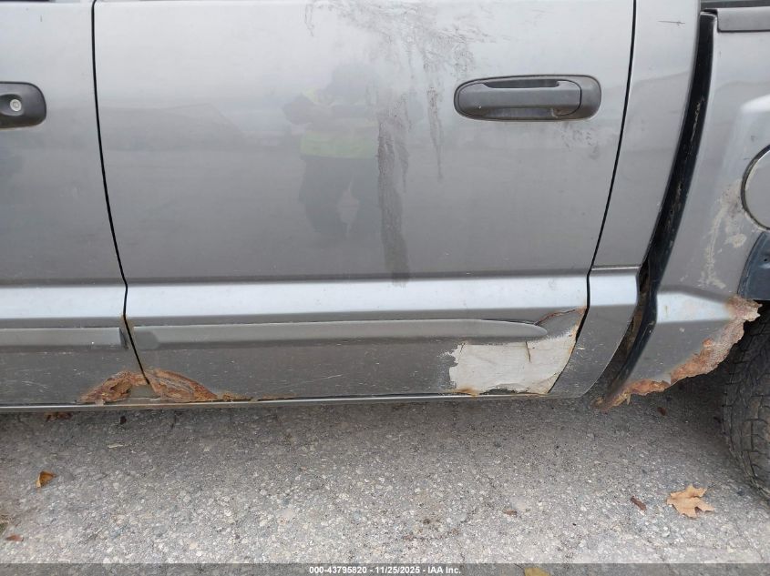 2005 Dodge Dakota Slt VIN: 1D7HW48N75S189529 Lot: 43795820