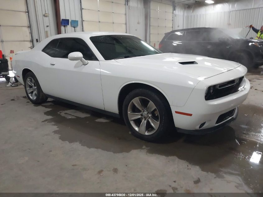 DODGE CHALLENGER SXT