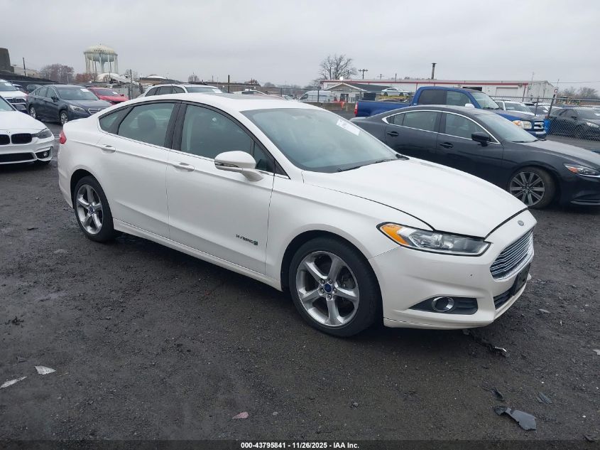 FORD FUSION HYBRID SE