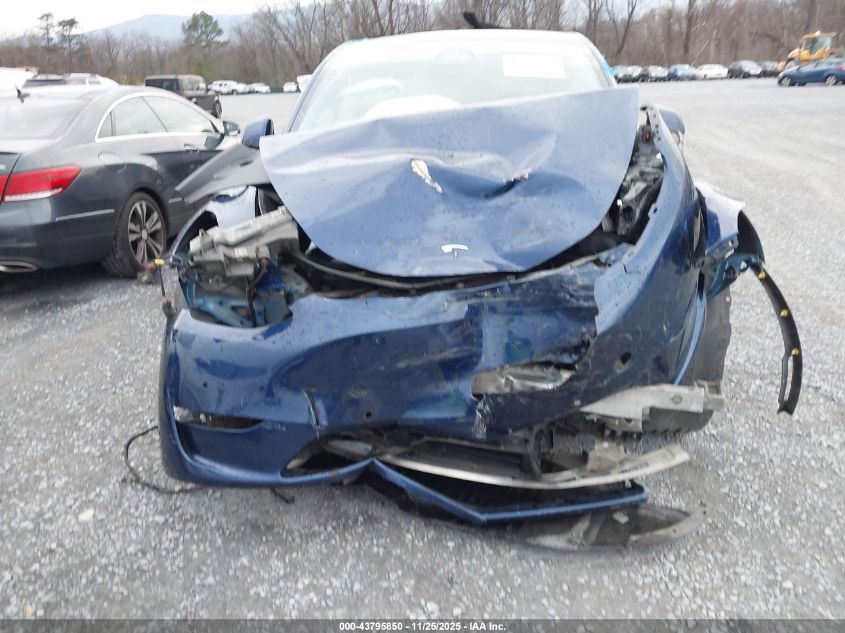 2020 Tesla Model Y Long Range Dual Motor All-Wheel Drive/Performance Dual Motor All-Wheel Drive VIN: 5YJYGDEF3LF000969 Lot: 43795850