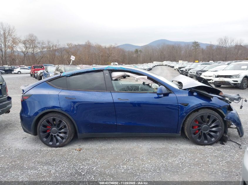 2020 Tesla Model Y Long Range Dual Motor All-Wheel Drive/Performance Dual Motor All-Wheel Drive VIN: 5YJYGDEF3LF000969 Lot: 43795850