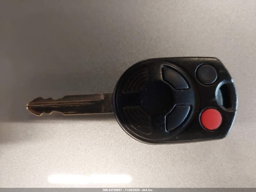 2008 Ford Escape Xlt VIN: 1FMCU93148KB78547 Lot: 43795857