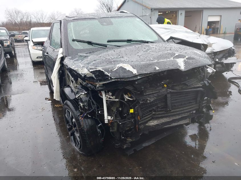 CHEVROLET TRAILBLAZER FWD LT