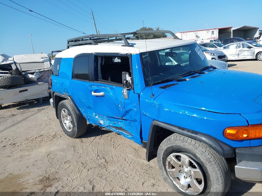 2007 Toyota Fj Cruiser VIN: JTEZU11F170006805 Lot: 43795903