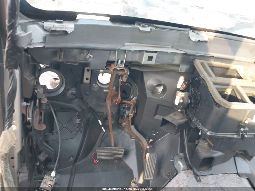 2003 Chevrolet Silverado 1500 Ls VIN: 2GCEC19T431242413 Lot: 43795915