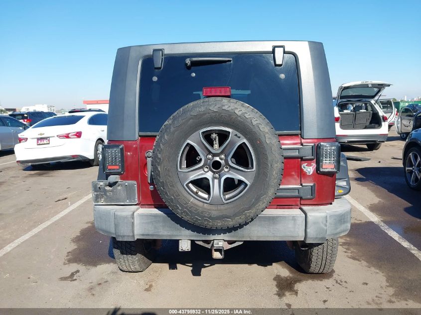 2007 Jeep Wrangler Unlimited X VIN: 1J8GB39187L175989 Lot: 43795932