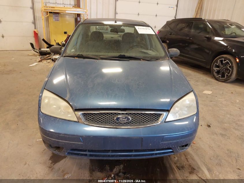 2005 Ford Focus Zx4 VIN: 1FAFP34N15W136984 Lot: 43795978