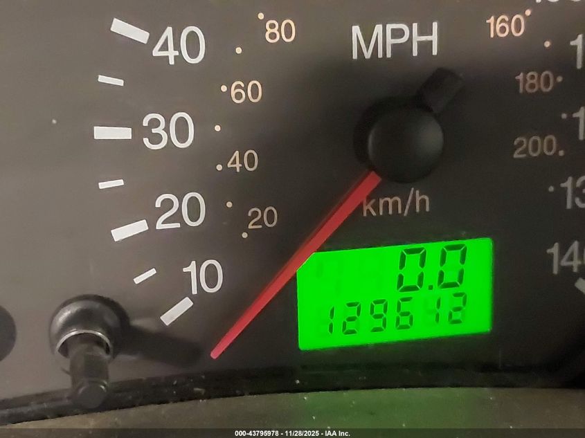 2005 Ford Focus Zx4 VIN: 1FAFP34N15W136984 Lot: 43795978