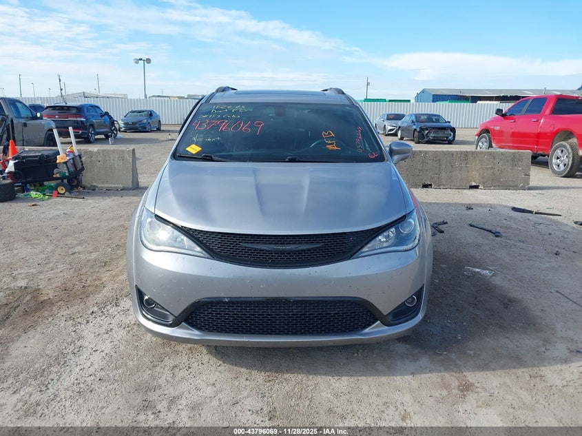 2018 Chrysler Pacifica Touring L Plus VIN: 2C4RC1EG9JR194657 Lot: 43796069