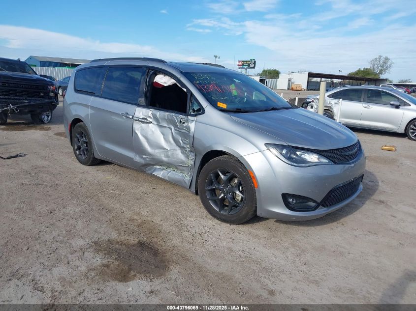 CHRYSLER PACIFICA TOURING L PLUS