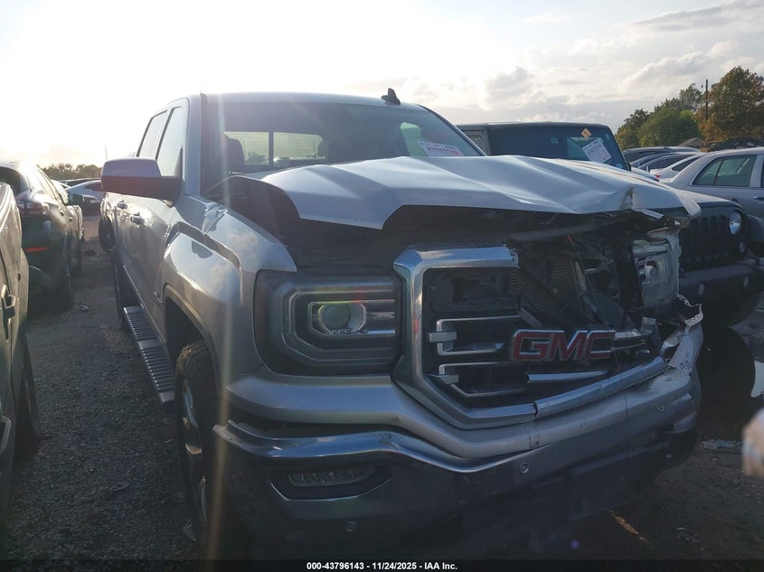 GMC SIERRA 1500 SLT